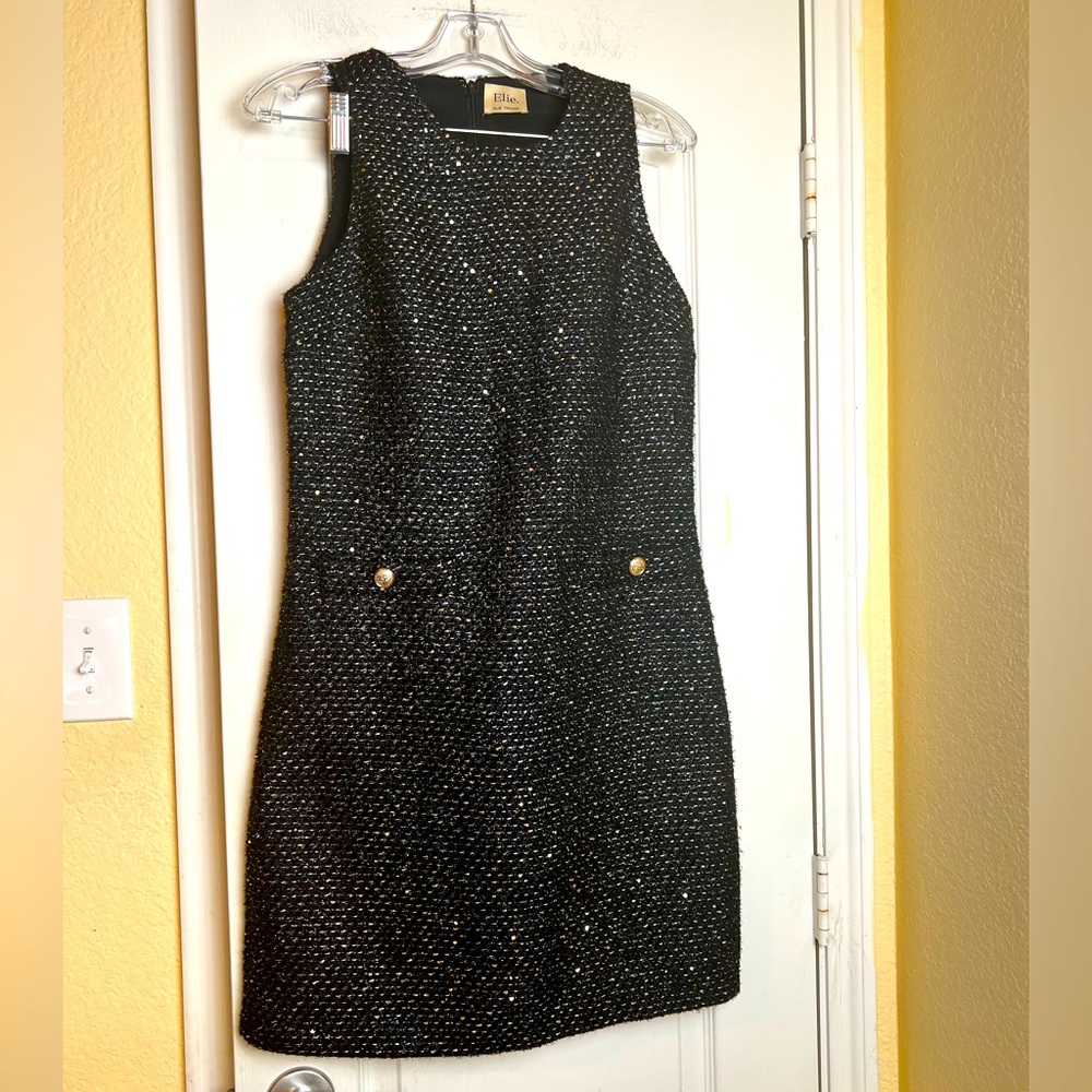 Ellie Tahari black sleeveless tweed sequin metallic dress size 4